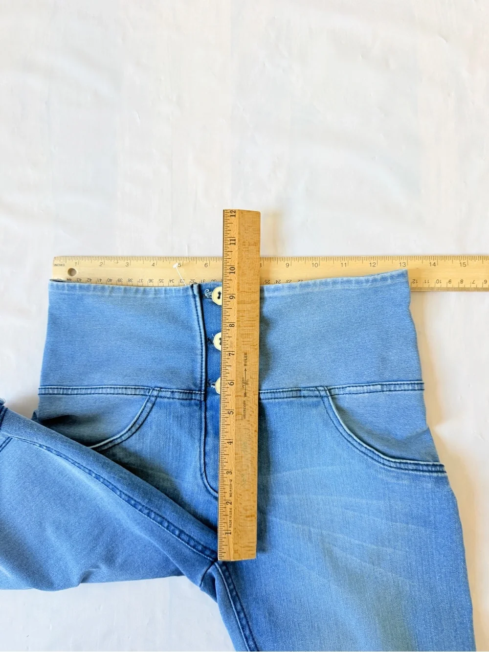 Freddy WRUP Denim High Waisted 3 Button Biker Shorts Light Blue Blue size 4 nWOT